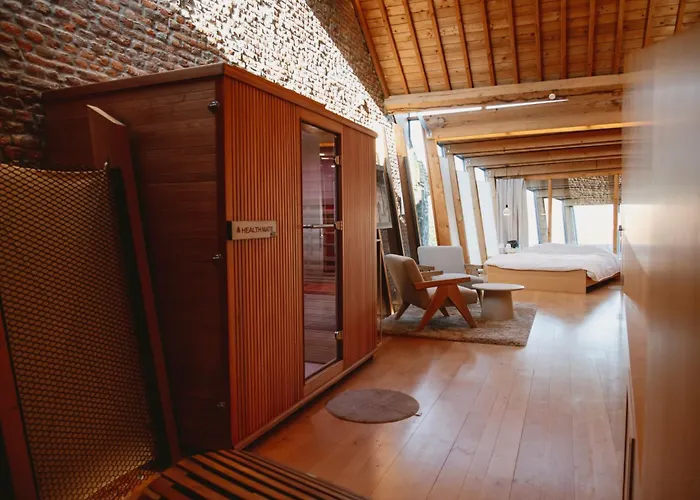 Art'lette Loft Balneo Bath & Infrared Sauna *